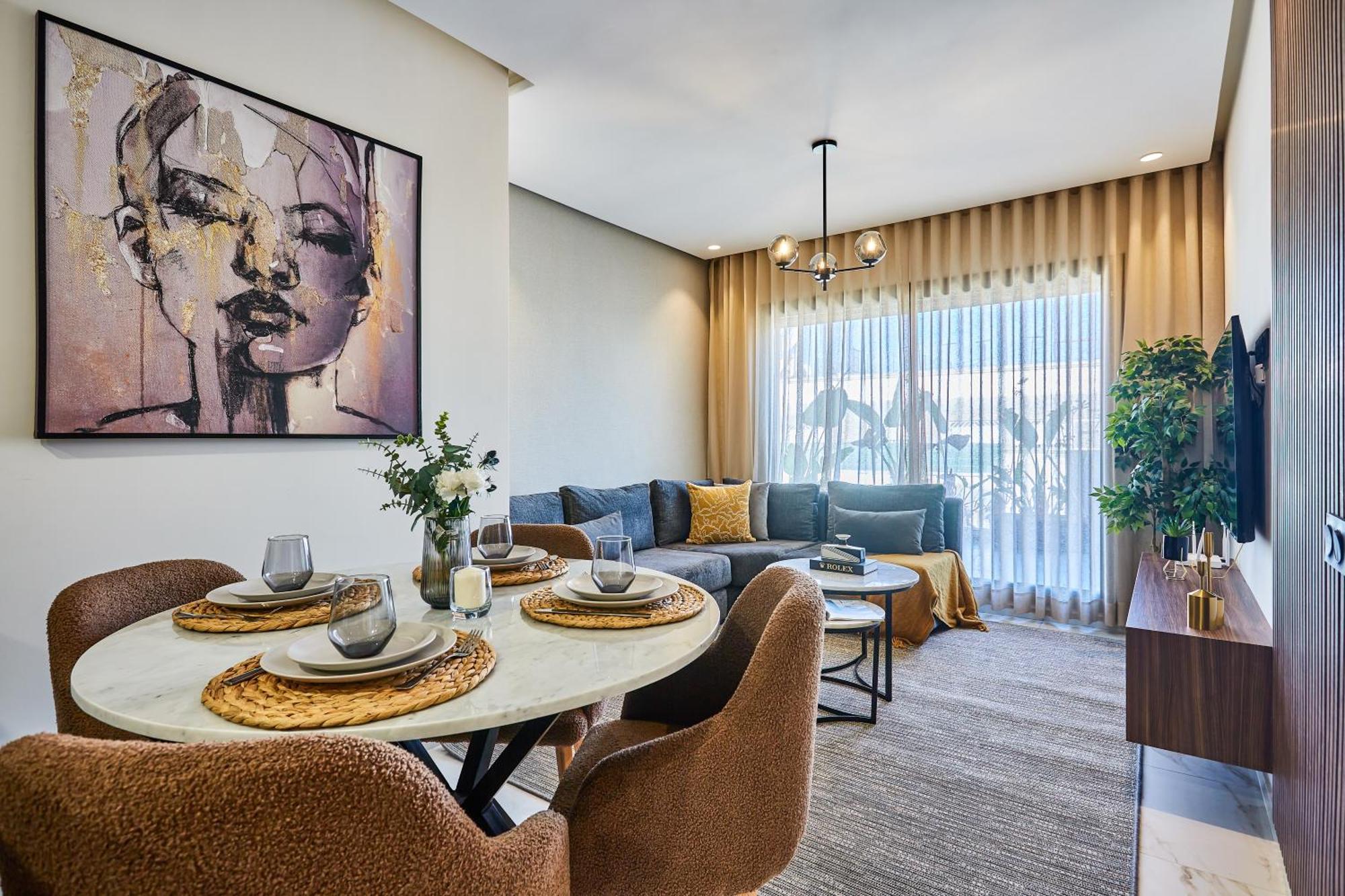 Apartamento Sleek And Modern 2-Bed Unit In Downtown Casa Casa Blanca Exterior foto